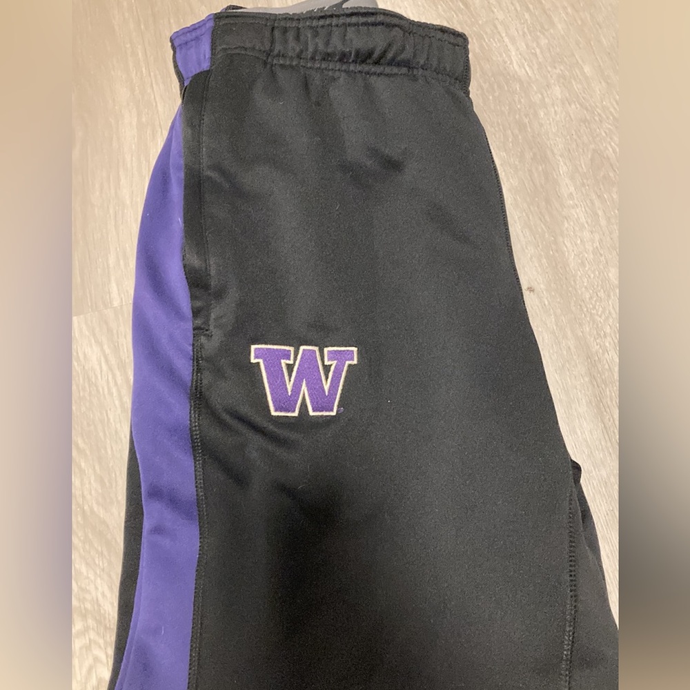 Nike Dri-Fit Sweatpants - Columbia Jacket
